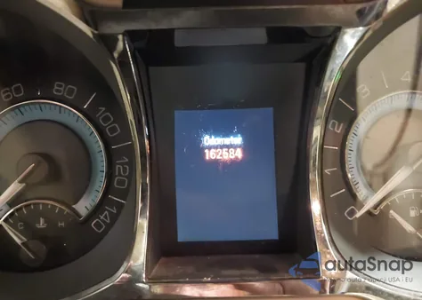 2010 Buick Lacrosse Cxs z USA, uszkodzony, nr VIN 1G4GE5EV9AF310384